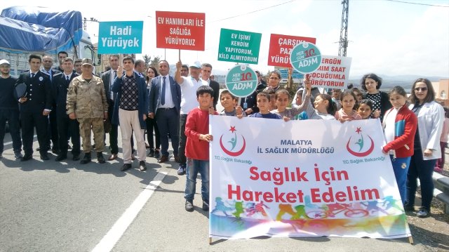 Kalede Sağlıklı Yaşam Yürüyüşü Yapıldı